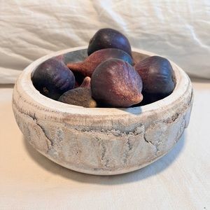 primitive looking bowl with realistic faux figs